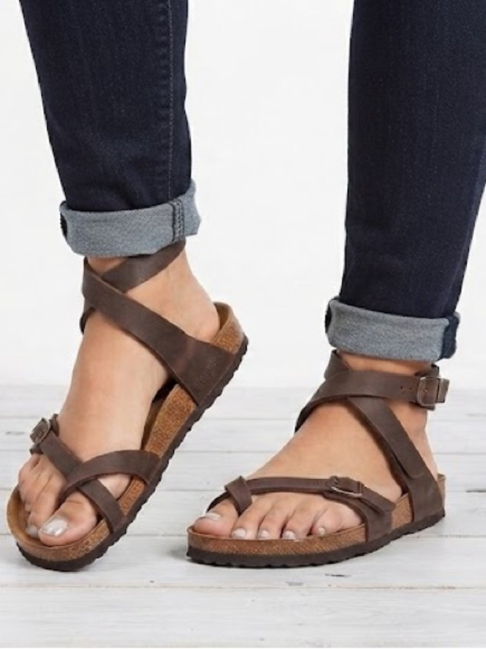 New Dark Brown Strappy Flat Sandals w/ Buckle EU 36